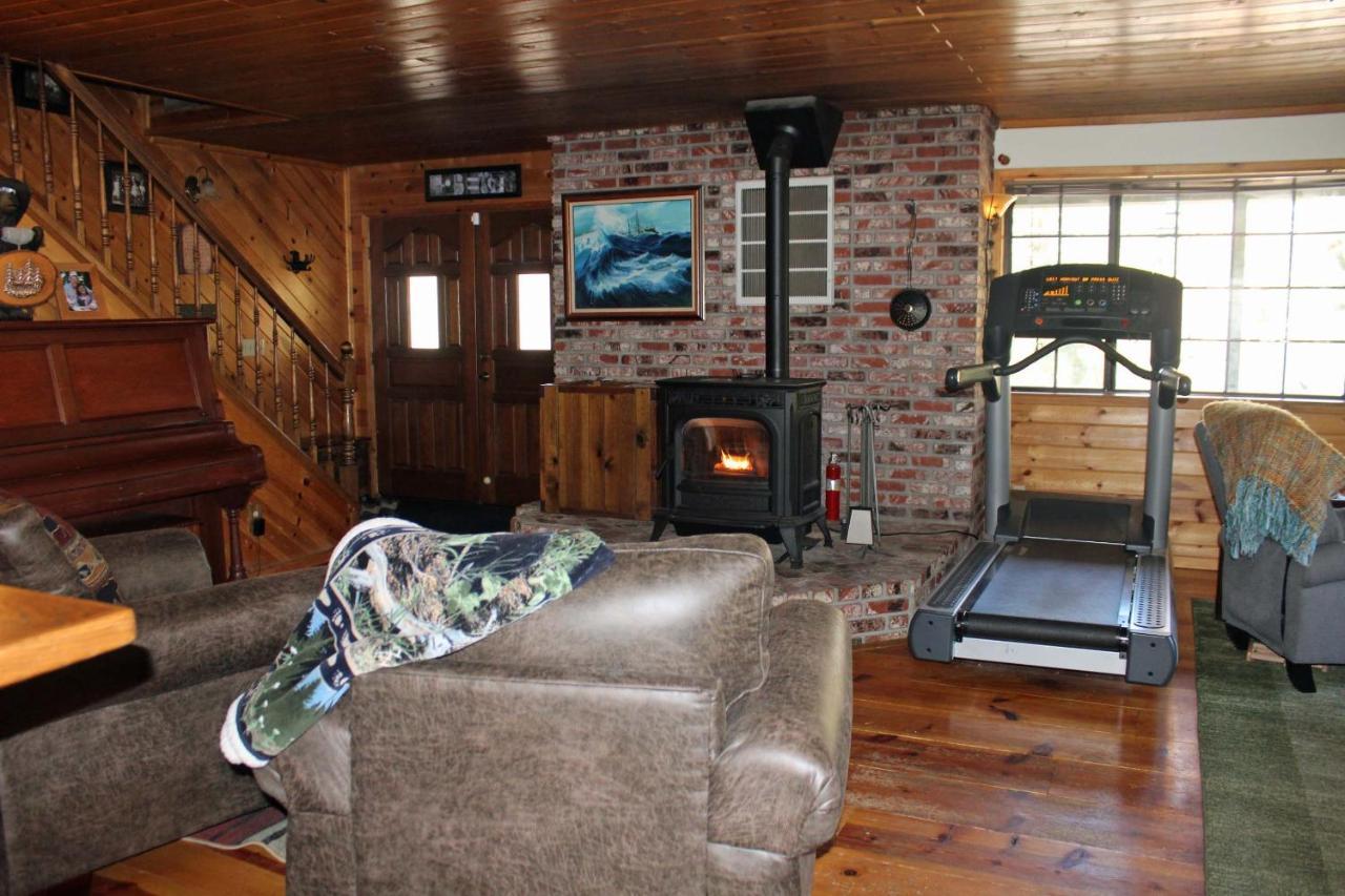 The Old Bear Bnb Pine Mountain Club Eksteriør bilde